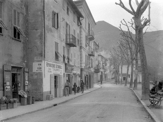 Avenue Aristide Briand